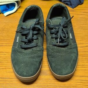 Emerica. Black Leather Men's Skate Shoes